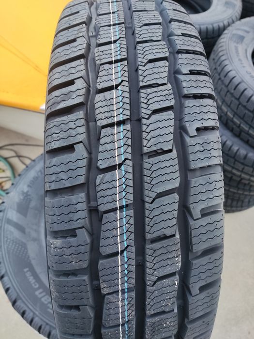 195/75/16C KUMHO PorTran CW51