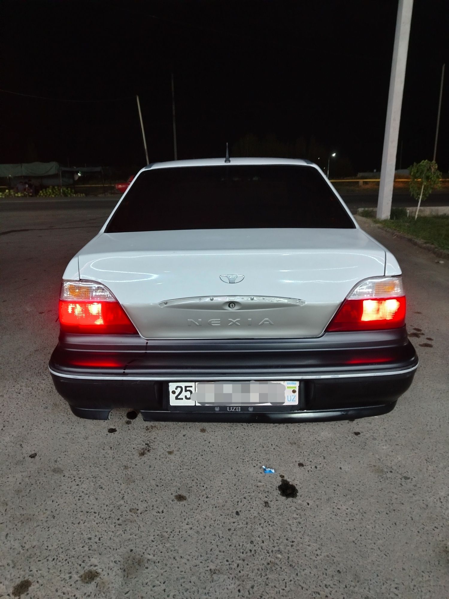 Nexia1 sons rangi oq 2008 xarajati yoq narxi 35mln kelishiladi