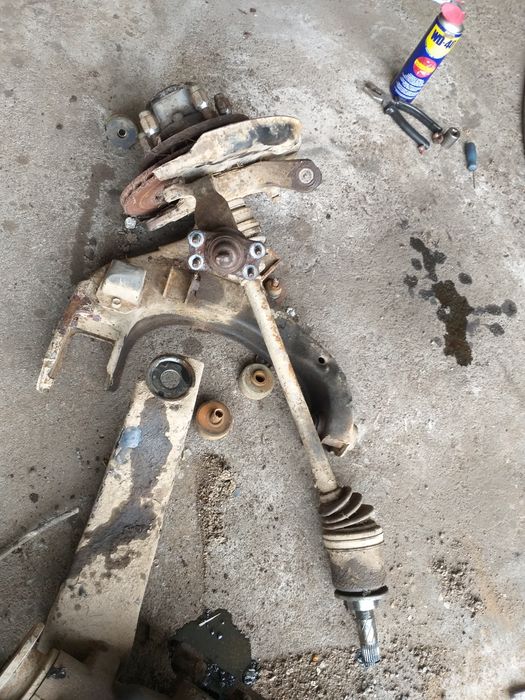 Grup față,planetare si butuci Daihatsu Feroza 1.6 benzină