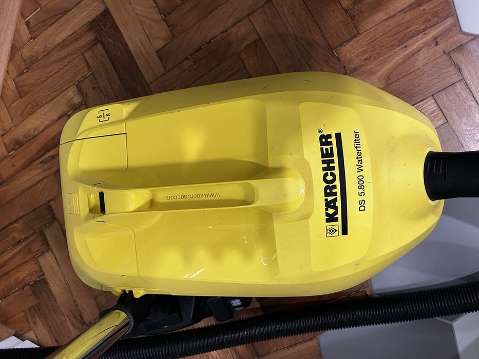 Прахосмукачка KÄRCHER DS 5.800 – С ВОДЕН ФИЛТЪР