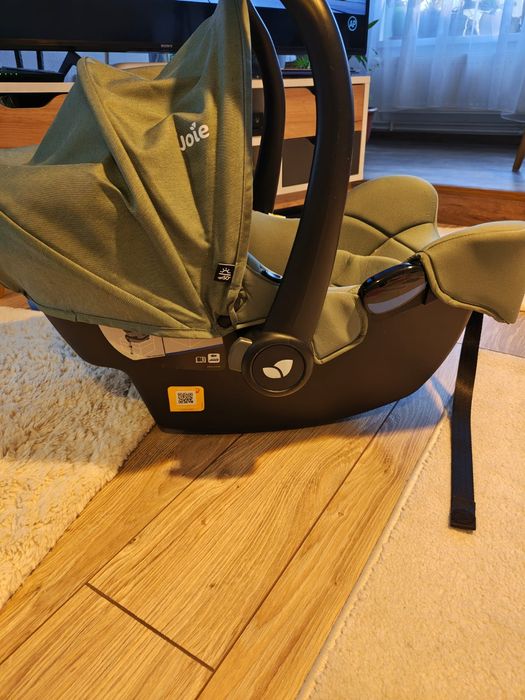 Vând Scoică Auto Joie i-Snug 2 + Adaptori + Sterilizator Avent