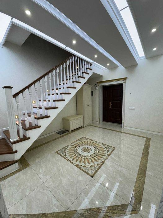 Просторная 4-комнатная квартира с ремонтом