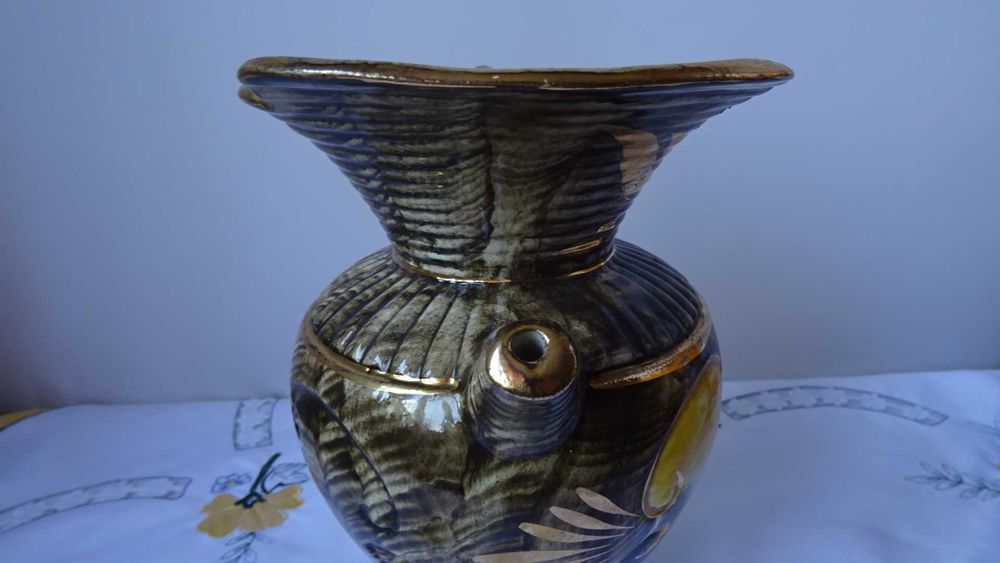 Винтидж керамична ваза, ръчно рисувана от H. Bequet Quaregnon в Белгия