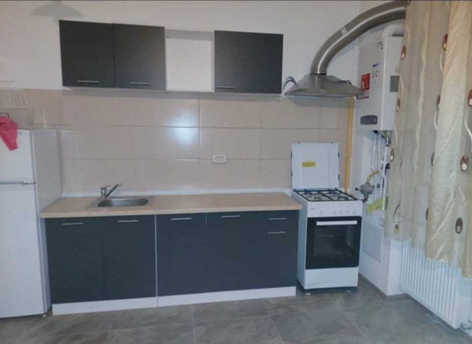 Inchiriez apartament cu 2 camere