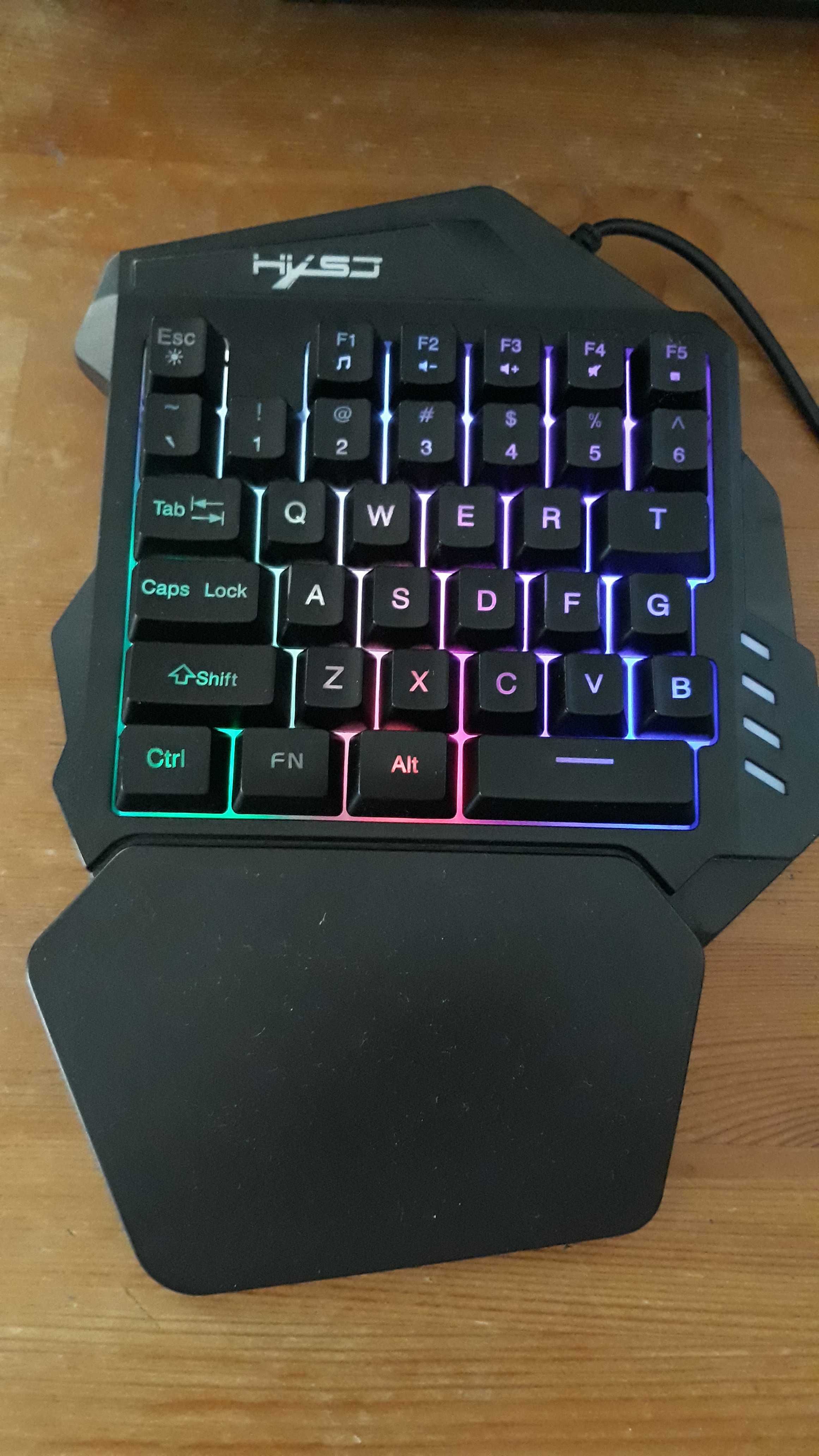 Tastatura gaming one hand / mini, taste iluminate, 35 taste, USB