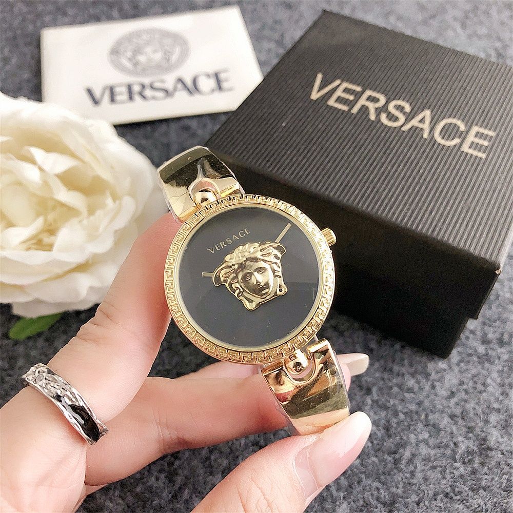 Дамски луксозен ръчен часовник Versace