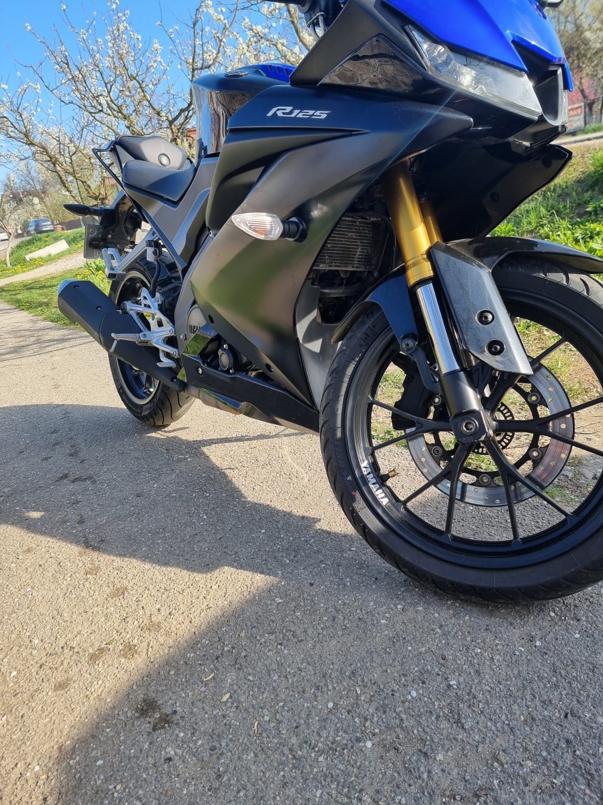 Motocicleta Yamaha R125 A1