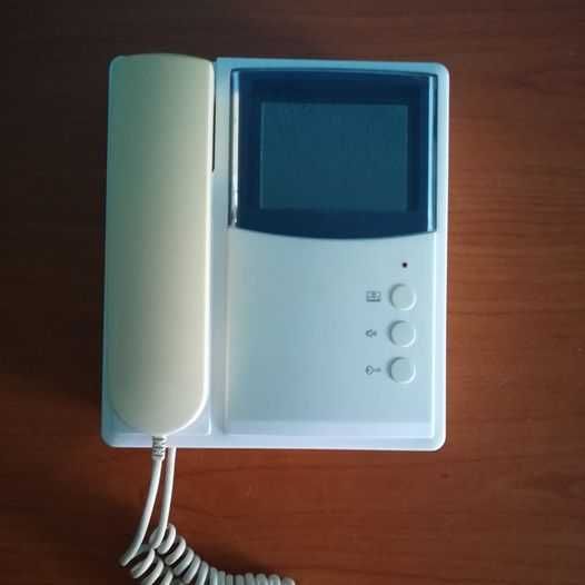 Interfon cu camera si display