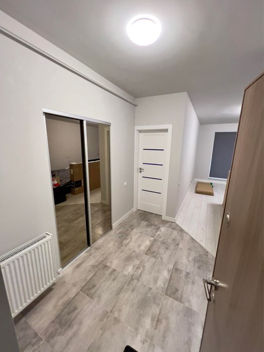 Inchiriez Apartament 1 camera / zona Abatorului + loc de parcare