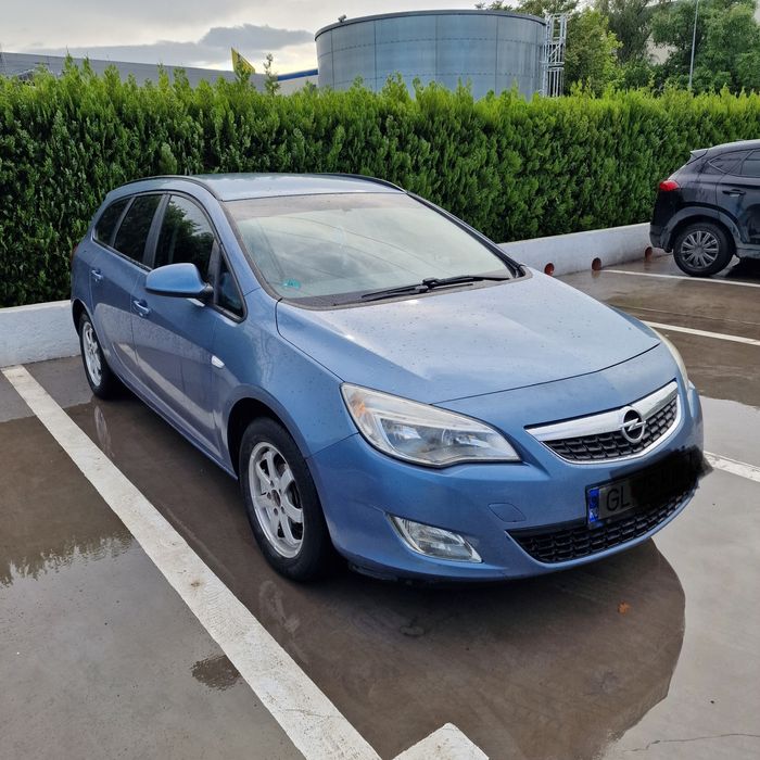 Opel astra j 1.7 2011