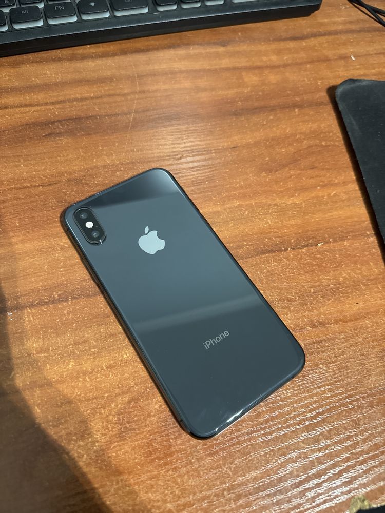 iphone xs 256gb..