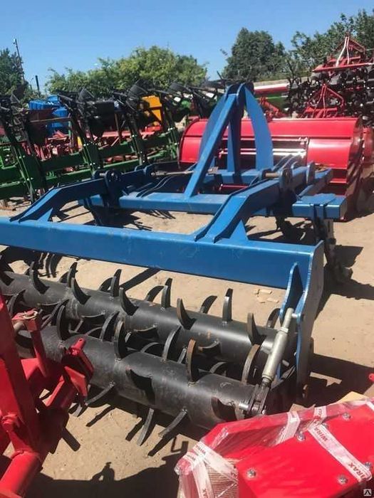 Надёжный глубокорыхлитель РН 5-3,3 с катком