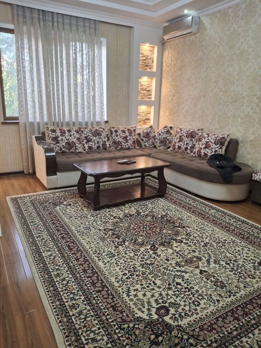 2 хонали люкс квартира ижарага берилади!!