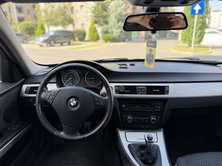 Vând BMW Seria 3 2.0 184 cp Diesel Xdrive Carte de Romania efectuată