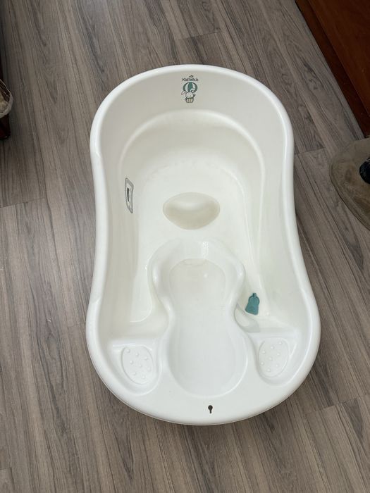 Продам ваночку с горкой Kidwick