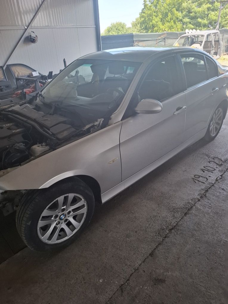 Vând bmw e90 sau piese