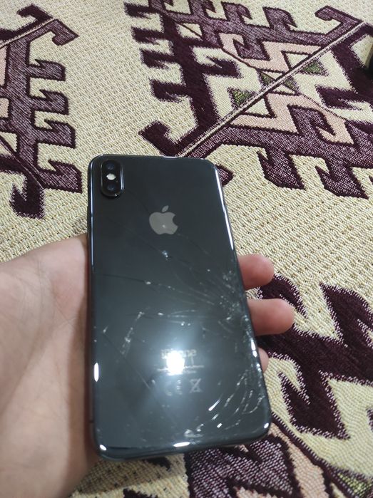 iPhone X (10)  256GB,  100%