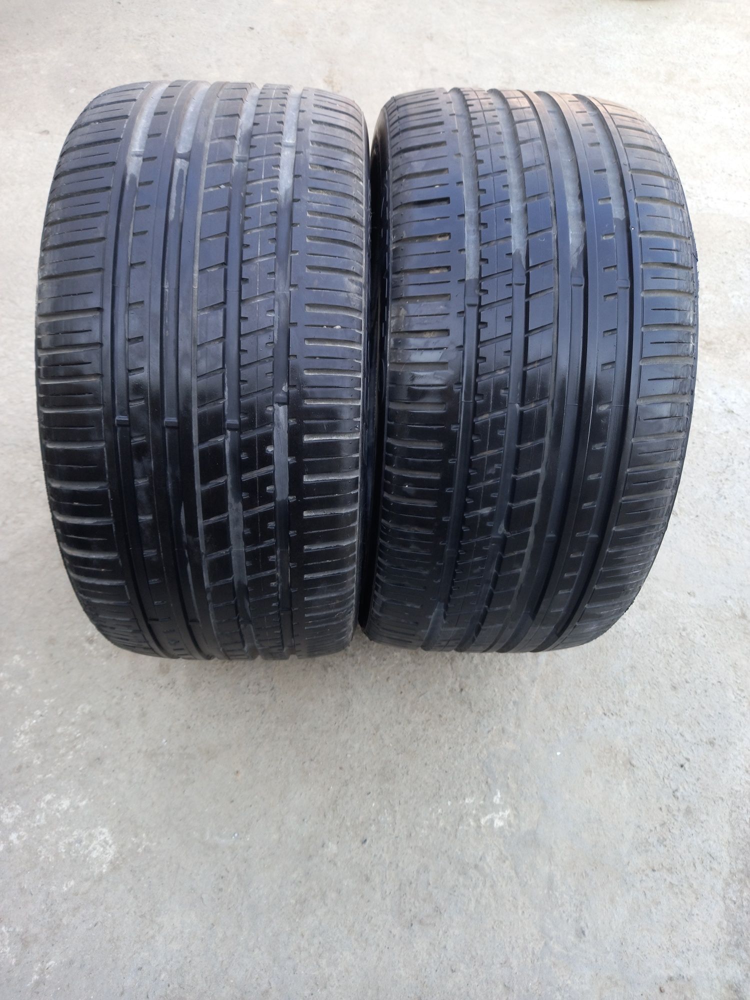 Продам шины Kumho 275/35/R19
