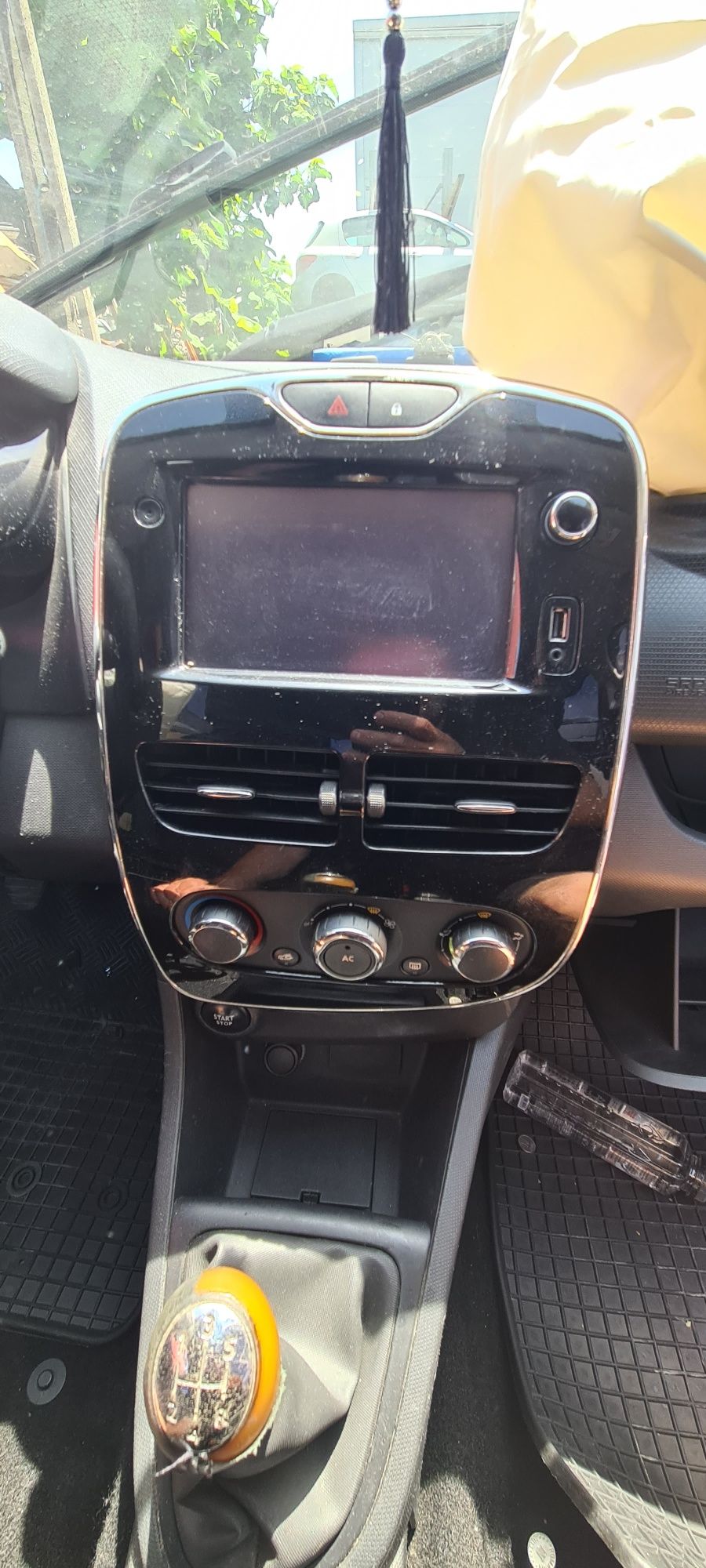 Navigatie originala Renault Clio 4, Touchscreen + rama completa
