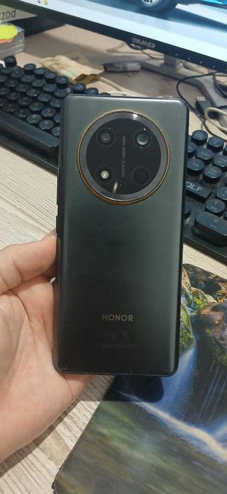 продаётся телефон HONOR X9C 12/256 GB
