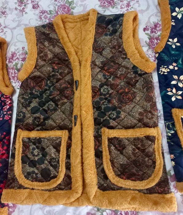 Jiletlar sotiladi