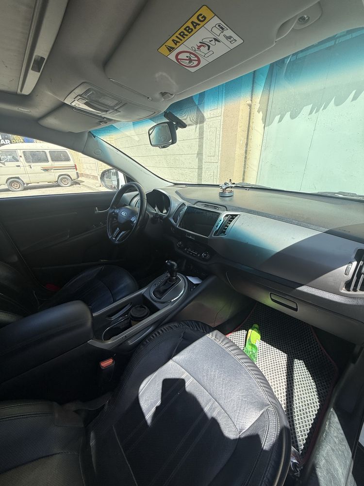 2014 kia sporteg  polni radnoy