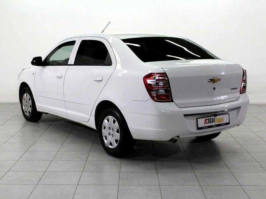 Кобалт автомашинаси сотилади