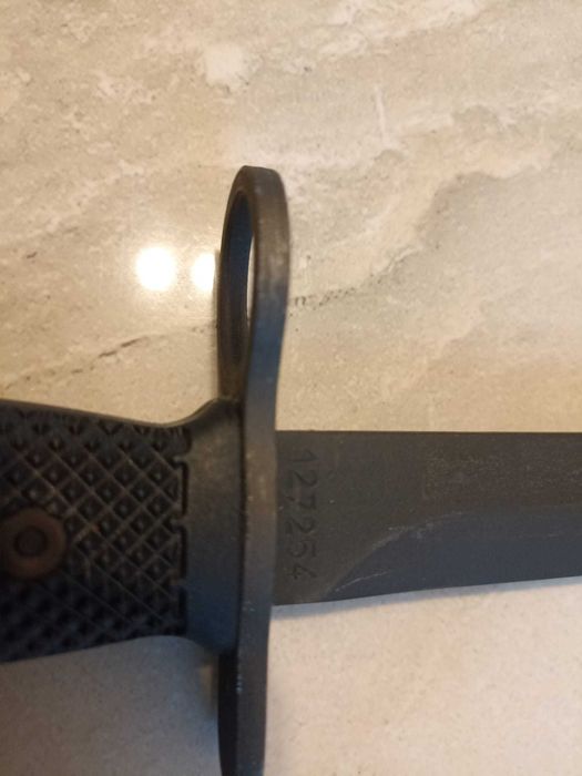 Baioneta militara M4