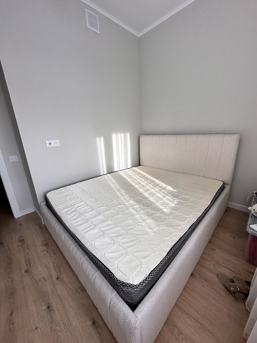 Продам Кровать 160×200 с подъёмным механизмом (бу)