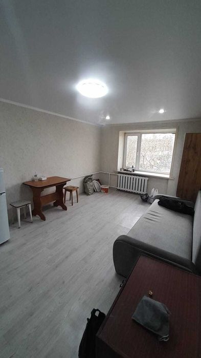 Комната в общежитии, свежий ремонт, душевая в комнате