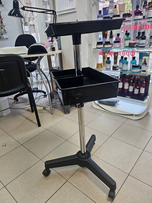 Фризьорска количка