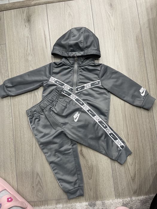 Бебешки екип Nike