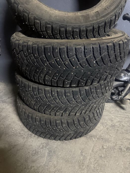 Мишлен балондары 2 сезон салынган щипы 3штук. 4шісінде шышка бар