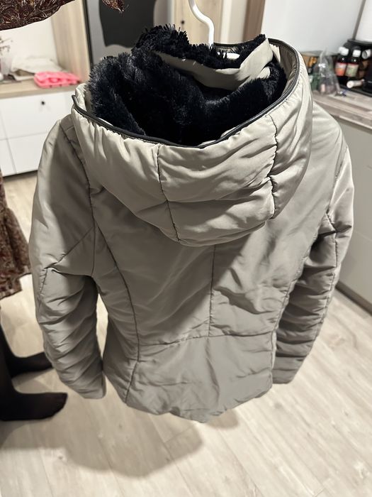 Geaca Zara purtata de cateva ori