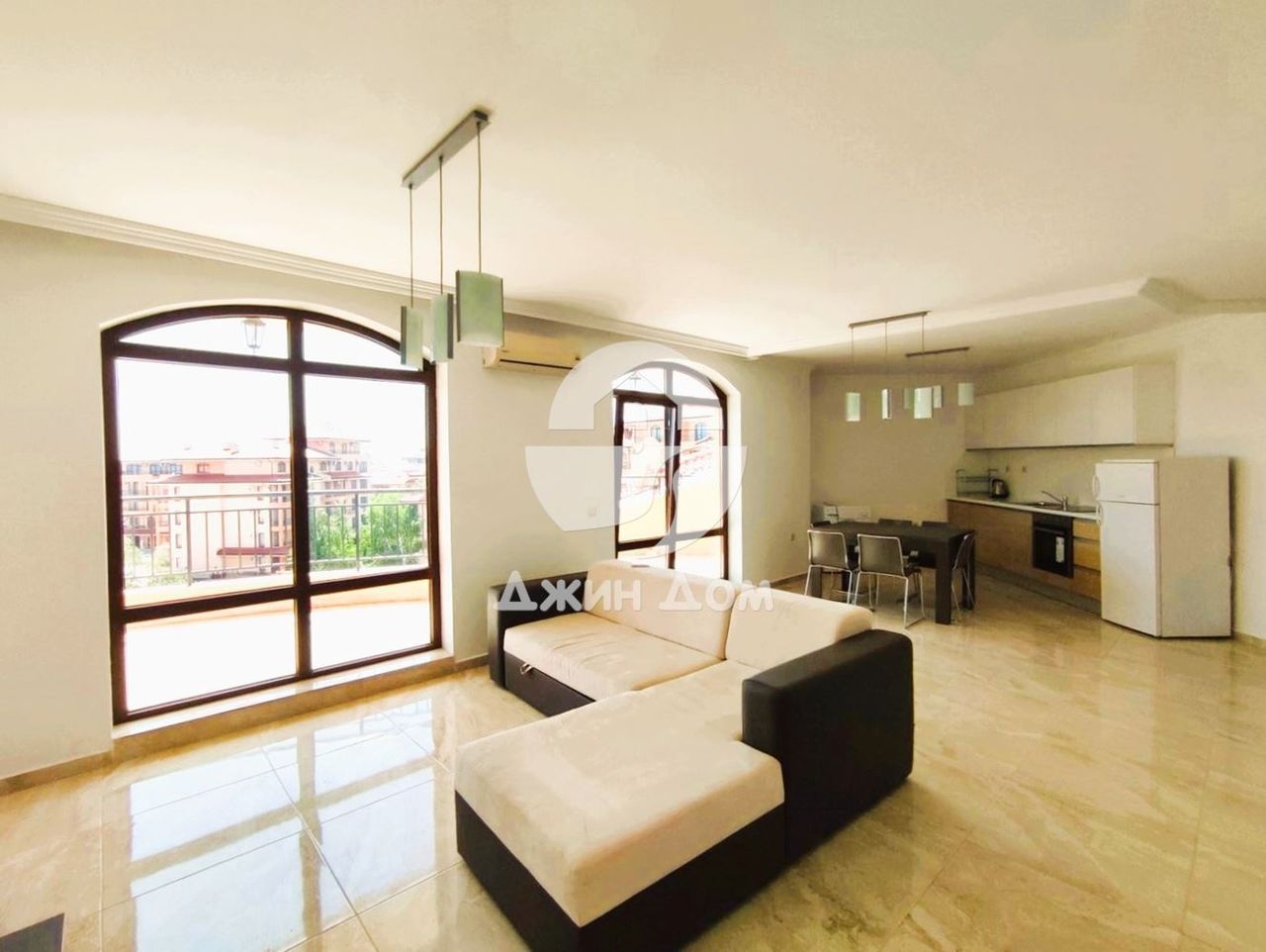Продава се Многостаен апартамент в Свети Влас - 176 кв.м за 1504 €/кв.м - Снимка #1