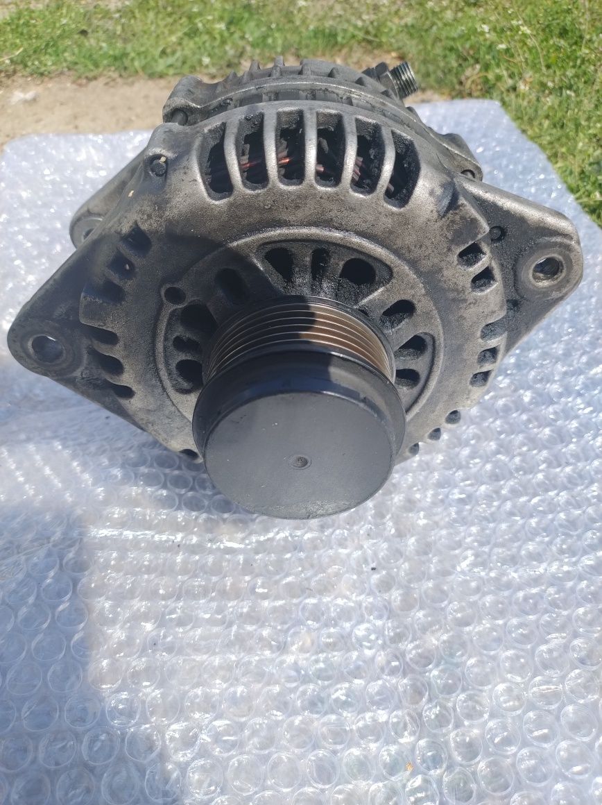 Alternator  Opel.