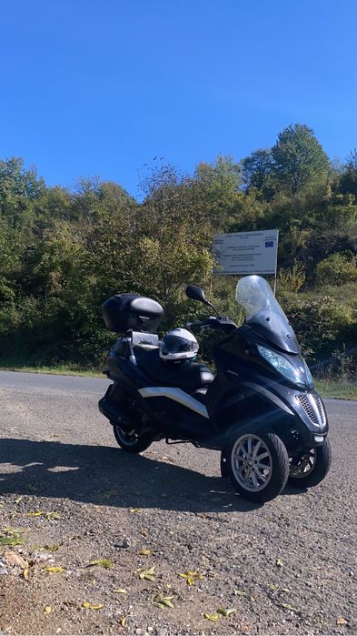 Scuter Piaggio mp3 din 2013,se conduce cu B-ul