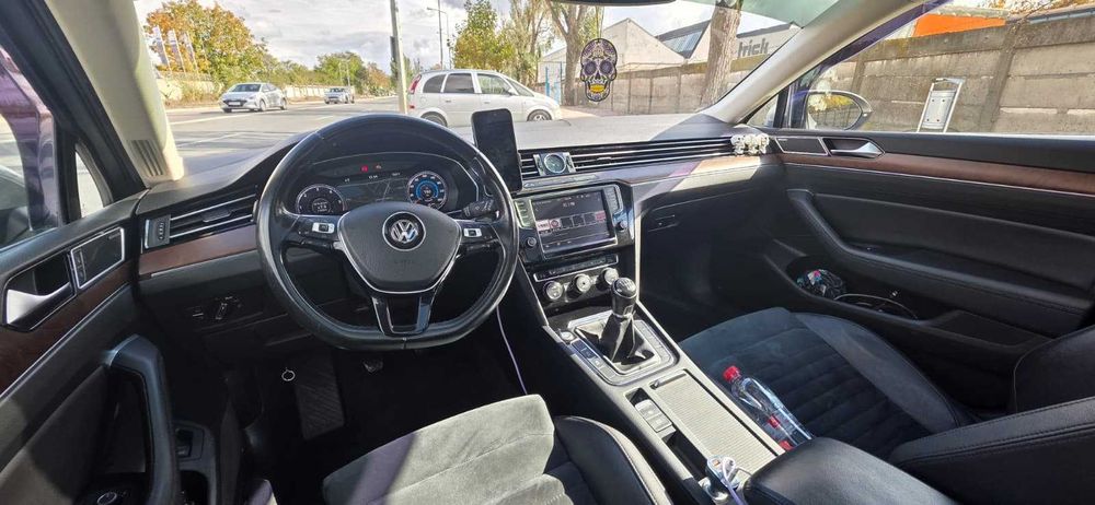 Passat 2.0 TDI 232HP /Dynaudio /Alcantara /Panoramic /Virtual Cockpit