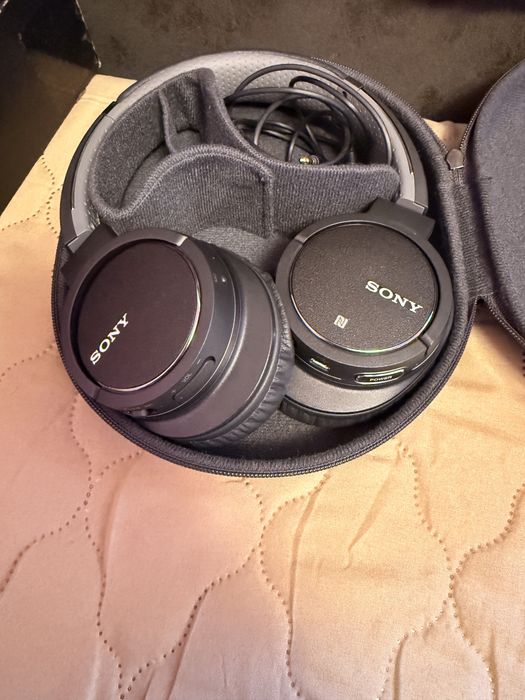 Casti de gaming , 2 perechi sony  si jbl , impecabile la cutie