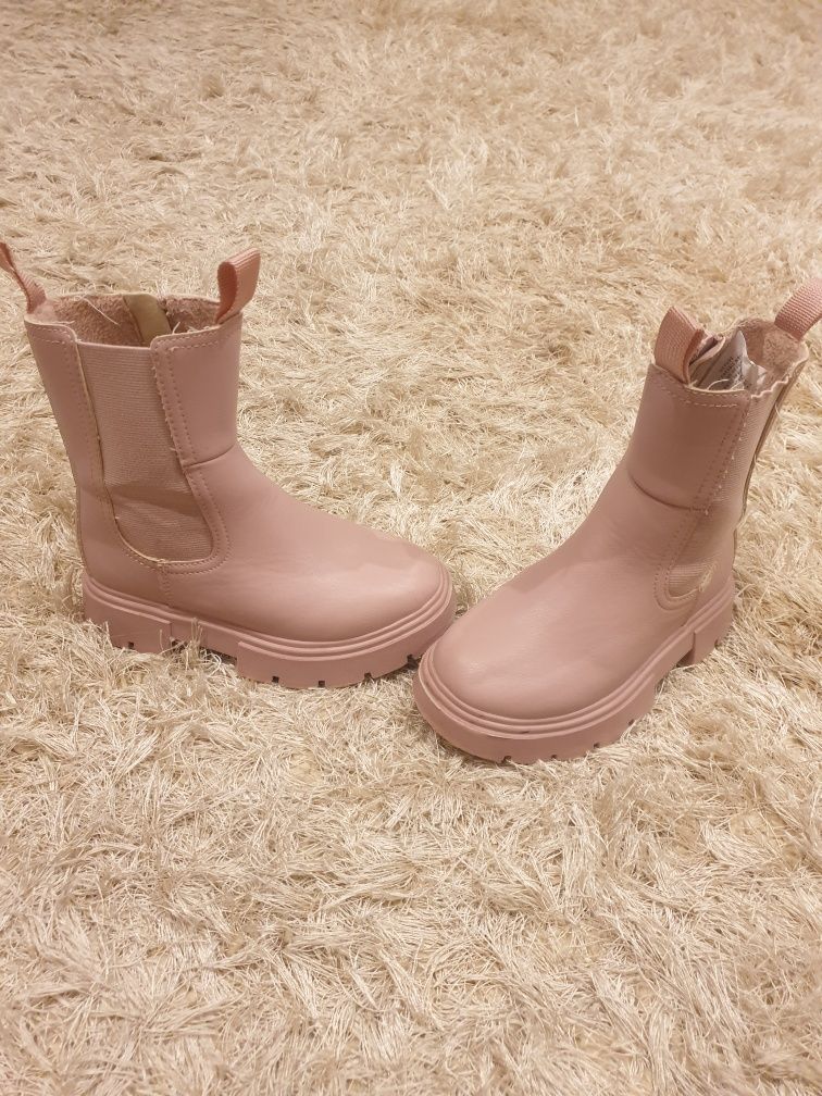 Ghetute H&M roz m27
