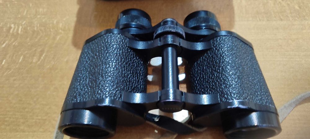 Продавам бинокъл Carl Zeiss Jena Deltrintem 1 Q 8×30