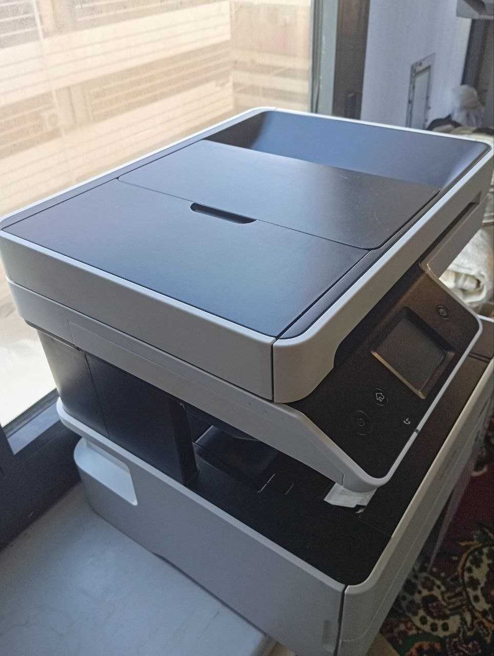 Срочно продам принтер EPSON M3140