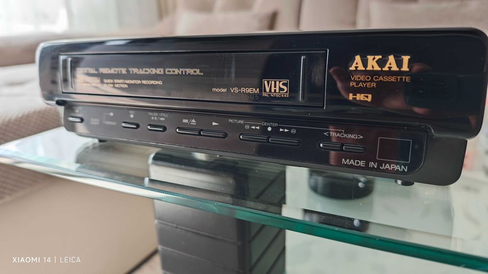 Видео Akai VS-R9EM.
