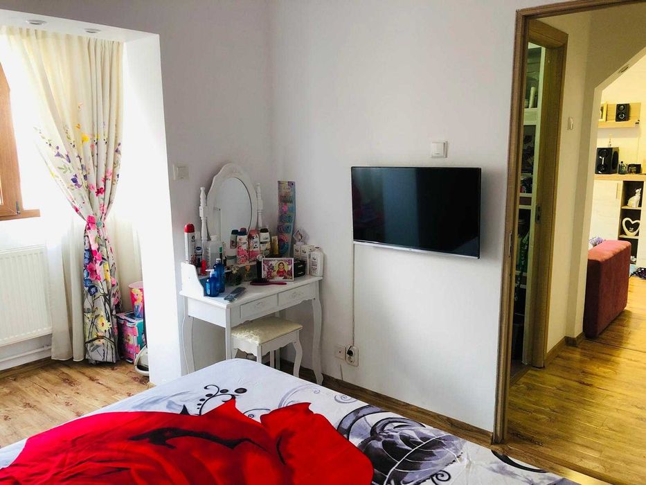 De vânzare apartament  – zona Școala Nr. 2
