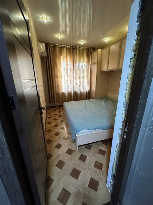 Квартира на Ц13 2/3/4 общ пл 50м ,76 серия ,разделка