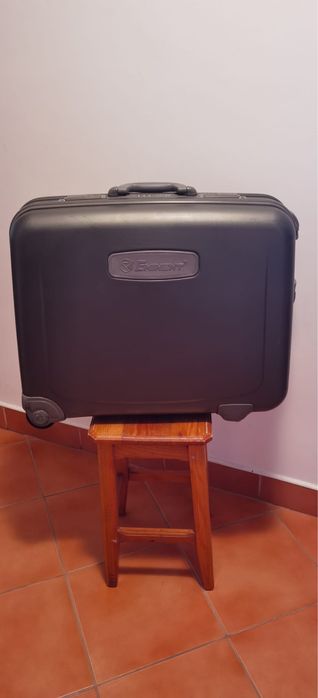 Geanta EMINENT. 66/55 /25 cm.