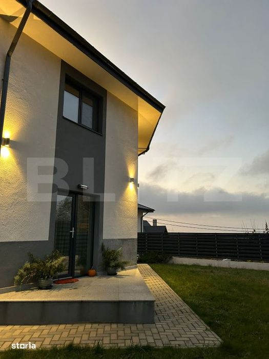 Casa , 4 camere, 100 mp utili, 390 mp teren, zona Bucium