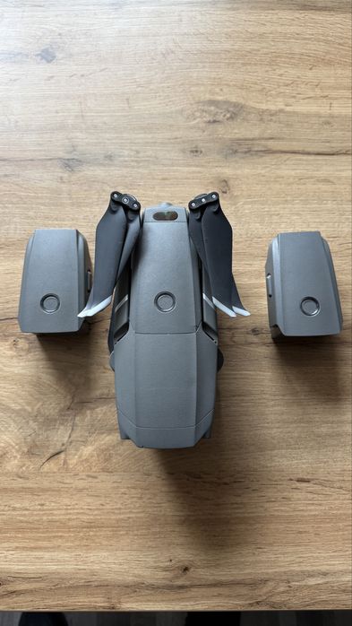 Dji Mavic 2 pro cu 3 acumulatori si geanta de transport