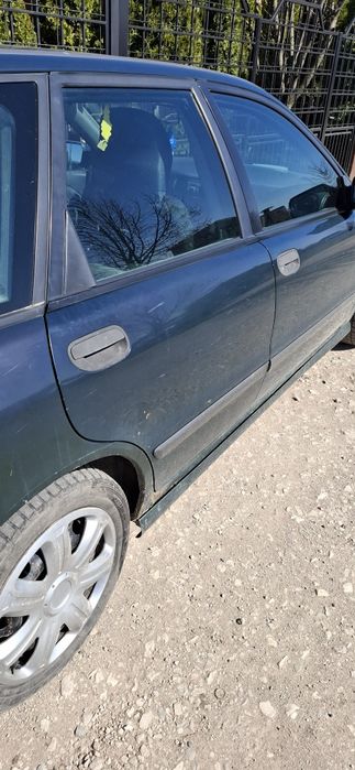 VOLVO V40 de vinzare