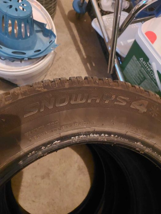 Зимни гуми 185/65/15 LASSA SNOWAYS 4